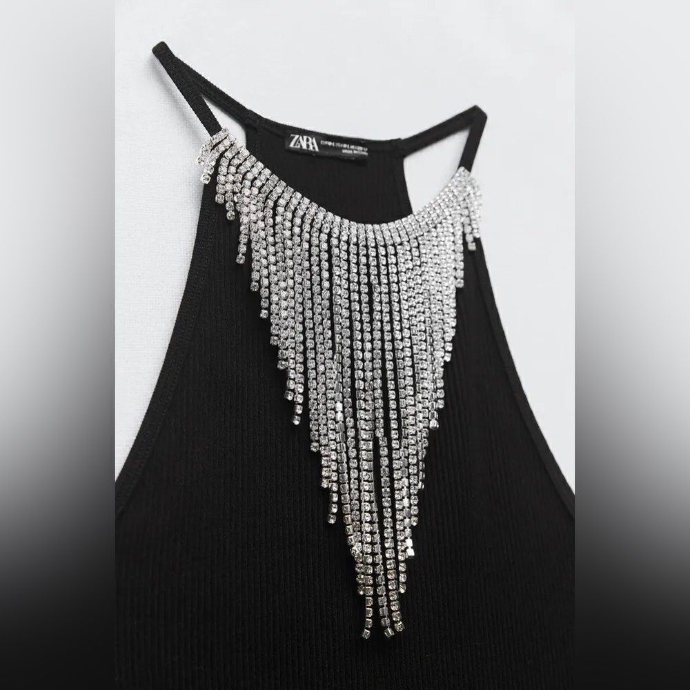 Zara BLACK‎ SEAMLESS JEWEL HALTER TOP (M-L), NEVER WORN, NO TAG